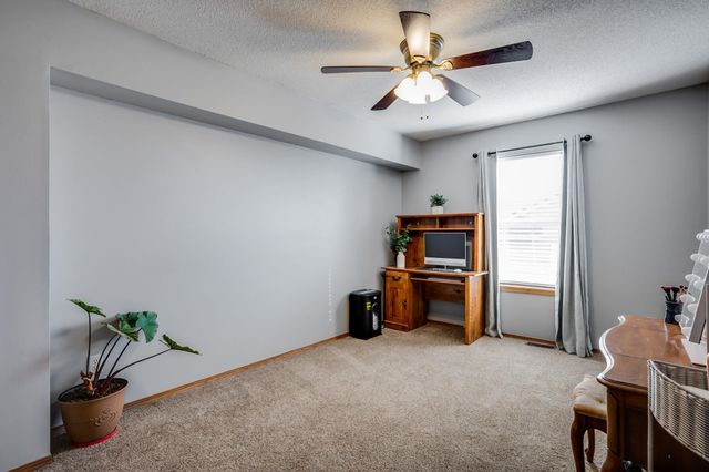 1657 N Prairie Run Cir, Mulvane, KS 67110