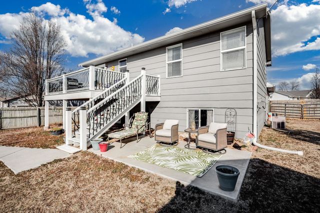 1657 N Prairie Run Cir, Mulvane, KS 67110