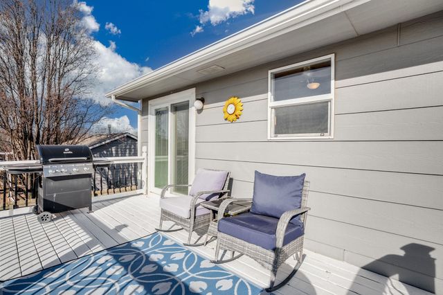 1657 N Prairie Run Cir, Mulvane, KS 67110