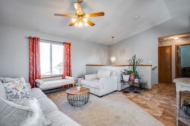 1657 N Prairie Run Cir, Mulvane, KS 67110