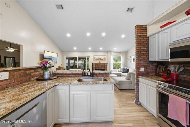 2728 SAM HARDWICK Boulevard, Jacksonville, FL 32246