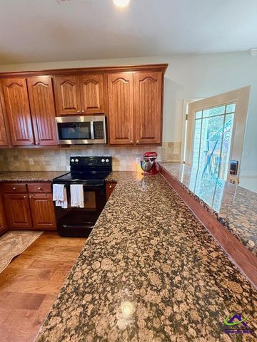 149 Presidents Way, Forsyth, GA 31029