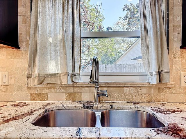 180 N ULYSSES DRIVE, Apopka, FL 32703