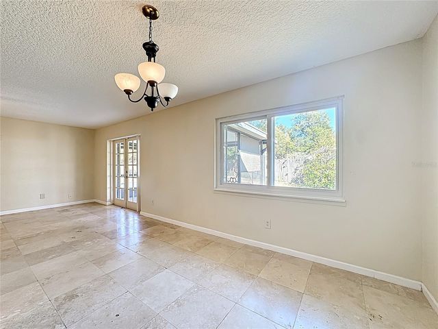 180 N ULYSSES DRIVE, Apopka, FL 32703