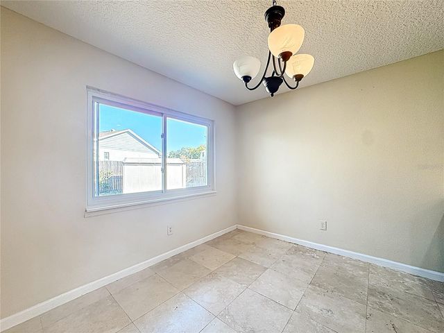 180 N ULYSSES DRIVE, Apopka, FL 32703