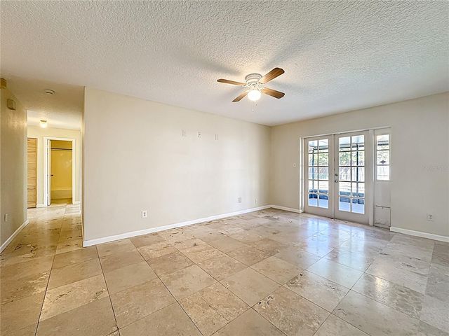 180 N ULYSSES DRIVE, Apopka, FL 32703