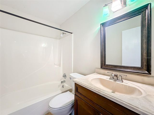 180 N ULYSSES DRIVE, Apopka, FL 32703