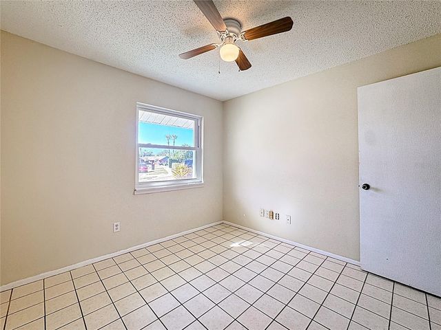 180 N ULYSSES DRIVE, Apopka, FL 32703