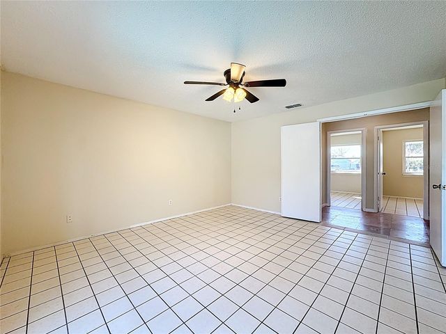 180 N ULYSSES DRIVE, Apopka, FL 32703