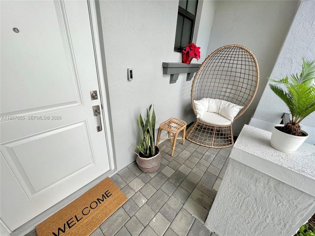 20433 NW 4th Ct, Miami Gardens, FL 33169