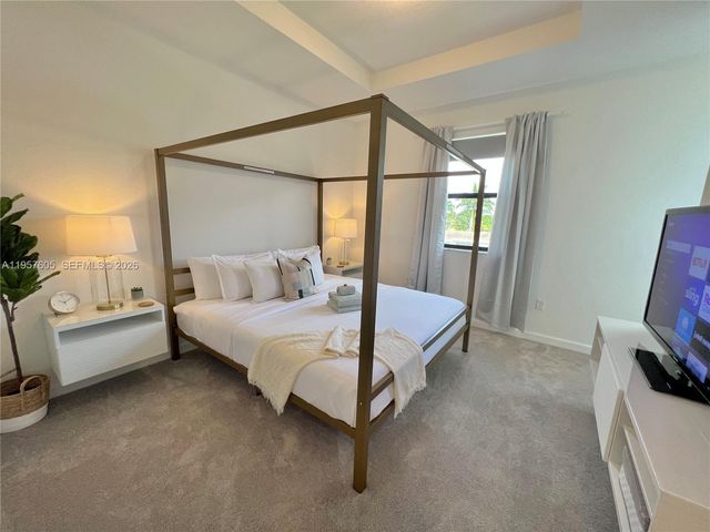 20433 NW 4th Ct, Miami Gardens, FL 33169