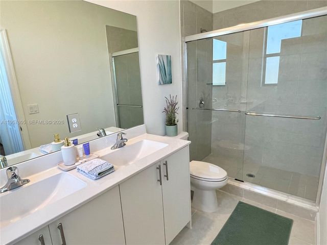 20433 NW 4th Ct, Miami Gardens, FL 33169