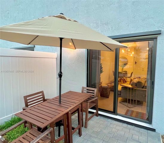 20433 NW 4th Ct, Miami Gardens, FL 33169