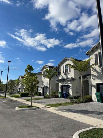 20433 NW 4th Ct, Miami Gardens, FL 33169