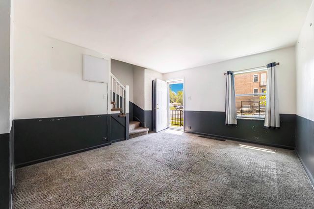 652 E 105th Place, Chicago, IL 60628