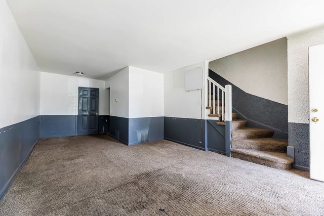 652 E 105th Place, Chicago, IL 60628