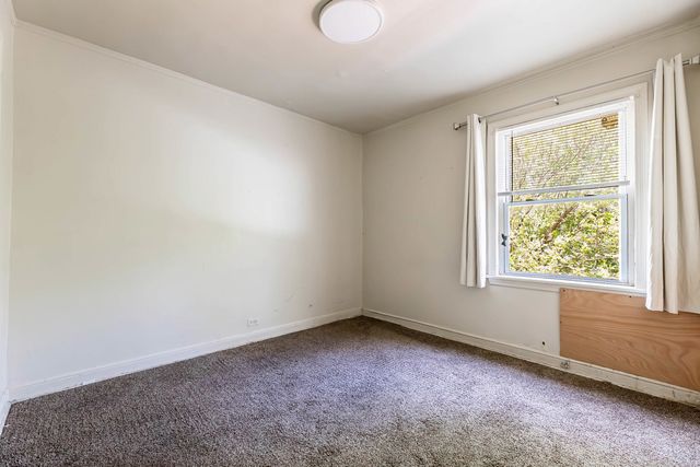652 E 105th Place, Chicago, IL 60628