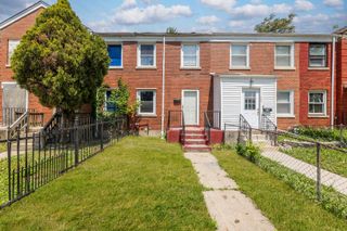 652 E 105th Place, Chicago, IL 60628