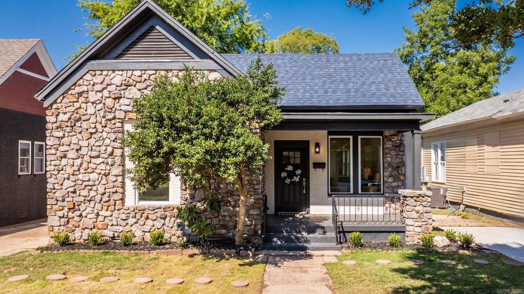 1416 S Izard Street, Little Rock, AR 72202