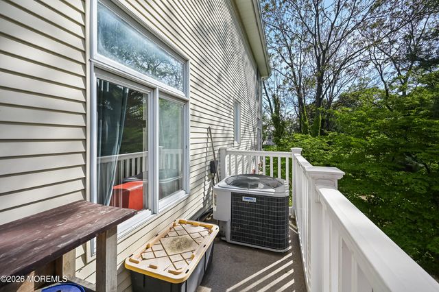 100 1st Street 6, Keyport, NJ 07735