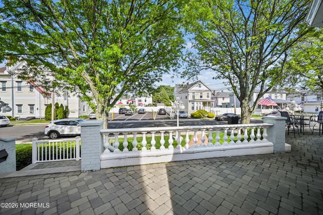 100 1st Street 6, Keyport, NJ 07735
