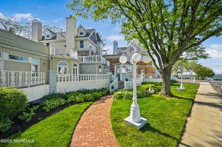 100 1st Street 6, Keyport, NJ 07735