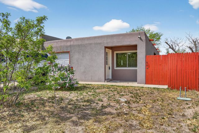 511 Pattie Lane SE, Albuquerque, NM 87123