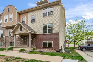 3600 SE Glenstone Drive 301, Grimes, IA 50111