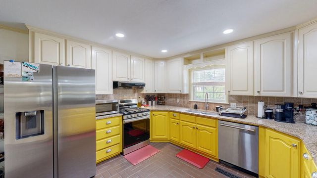 604 Rosemont Drive, Dothan, AL 36303
