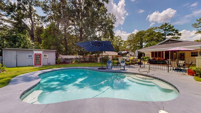 604 Rosemont Drive, Dothan, AL 36303