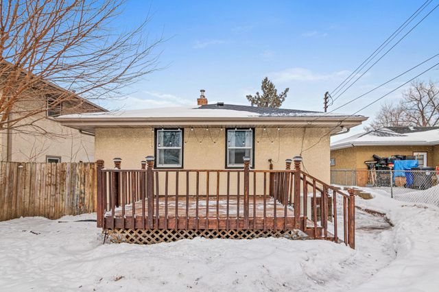 60 Hawthorne Avenue W, Saint Paul, MN 55117