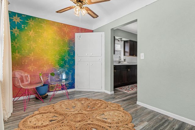 60 Hawthorne Avenue W, Saint Paul, MN 55117