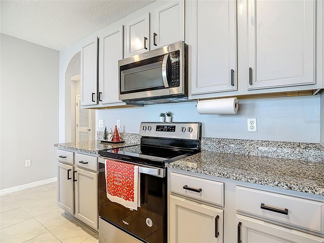 2796 GRANDBURY GROVE ROAD, Lakeland, FL 33811