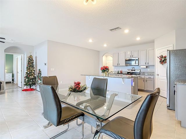 2796 GRANDBURY GROVE ROAD, Lakeland, FL 33811