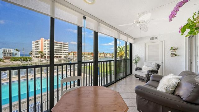 9200 MIDNIGHT PASS ROAD 25, Sarasota, FL 34242