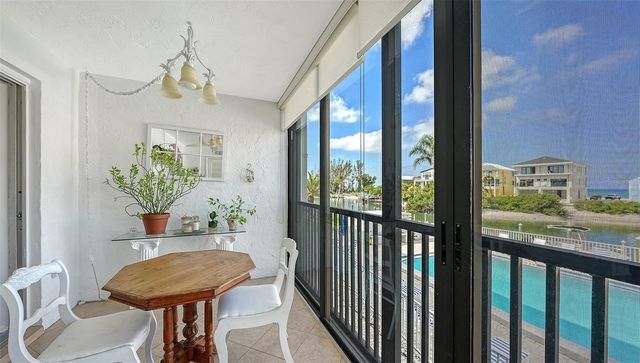 9200 MIDNIGHT PASS ROAD 25, Sarasota, FL 34242