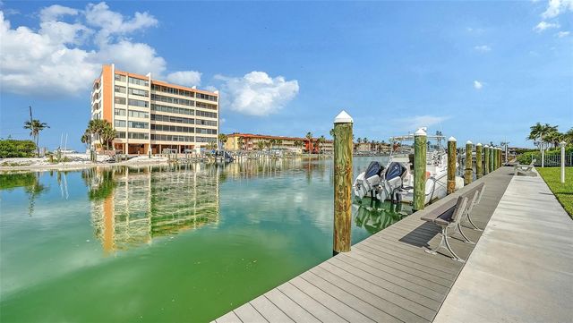 9200 MIDNIGHT PASS ROAD 25, Sarasota, FL 34242