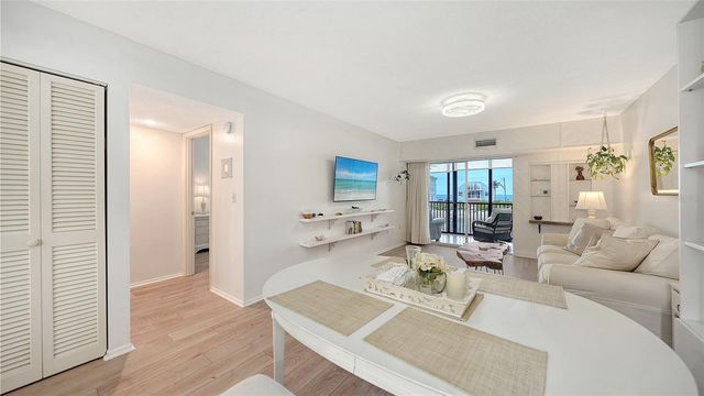 9200 MIDNIGHT PASS ROAD 25, Sarasota, FL 34242