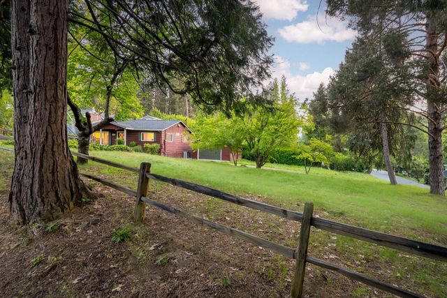 218 Drummond St, Nevada City, CA 95959