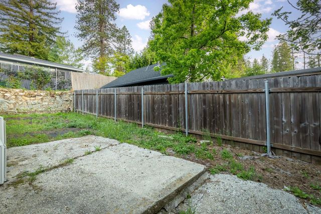 218 Drummond St, Nevada City, CA 95959