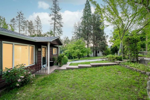 218 Drummond St, Nevada City, CA 95959