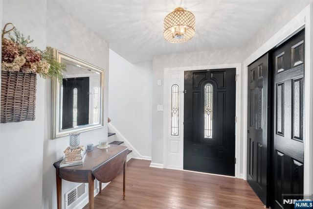 490 Albert Place, New Milford, NJ 07646