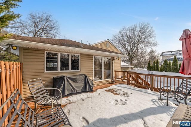 490 Albert Place, New Milford, NJ 07646