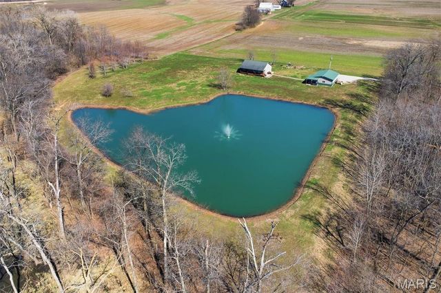 12003 Emerald Road, Carlyle, IL 62231