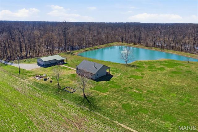 12003 Emerald Road, Carlyle, IL 62231