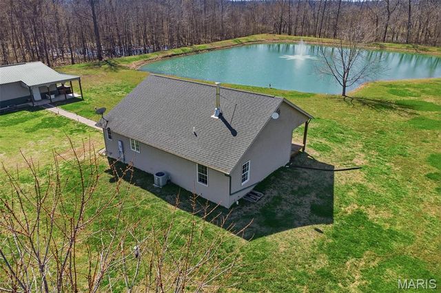 12003 Emerald Road, Carlyle, IL 62231
