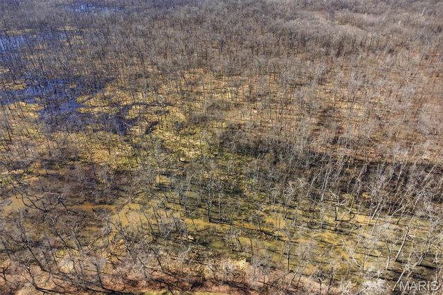 12003 Emerald Road, Carlyle, IL 62231