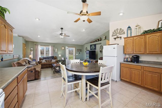 12003 Emerald Road, Carlyle, IL 62231