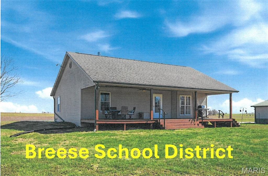 12003 Emerald Road, Carlyle, IL 62231