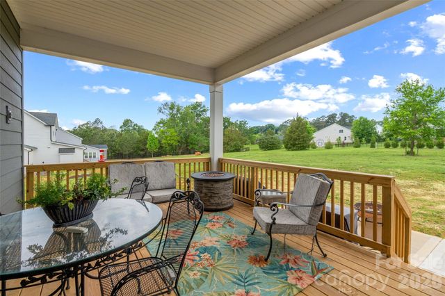 310 Triple Ponds Court, Clover, SC 29710